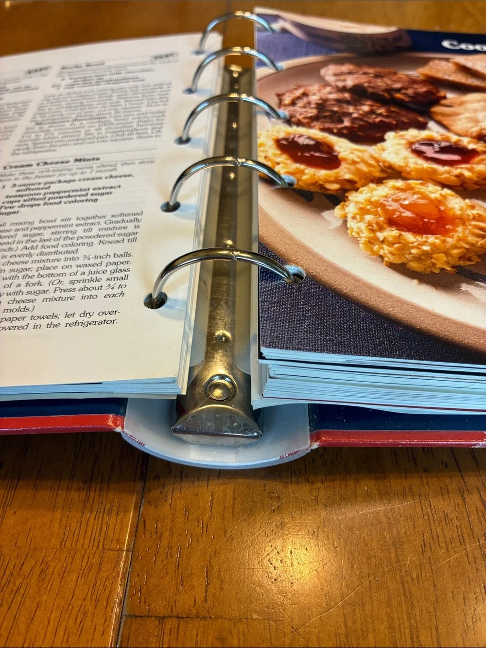 Vintage spiral bound Better Homes And Gardens New Cook Book